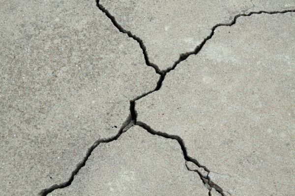 Cost of Cracked Concrete Repair in Topeka